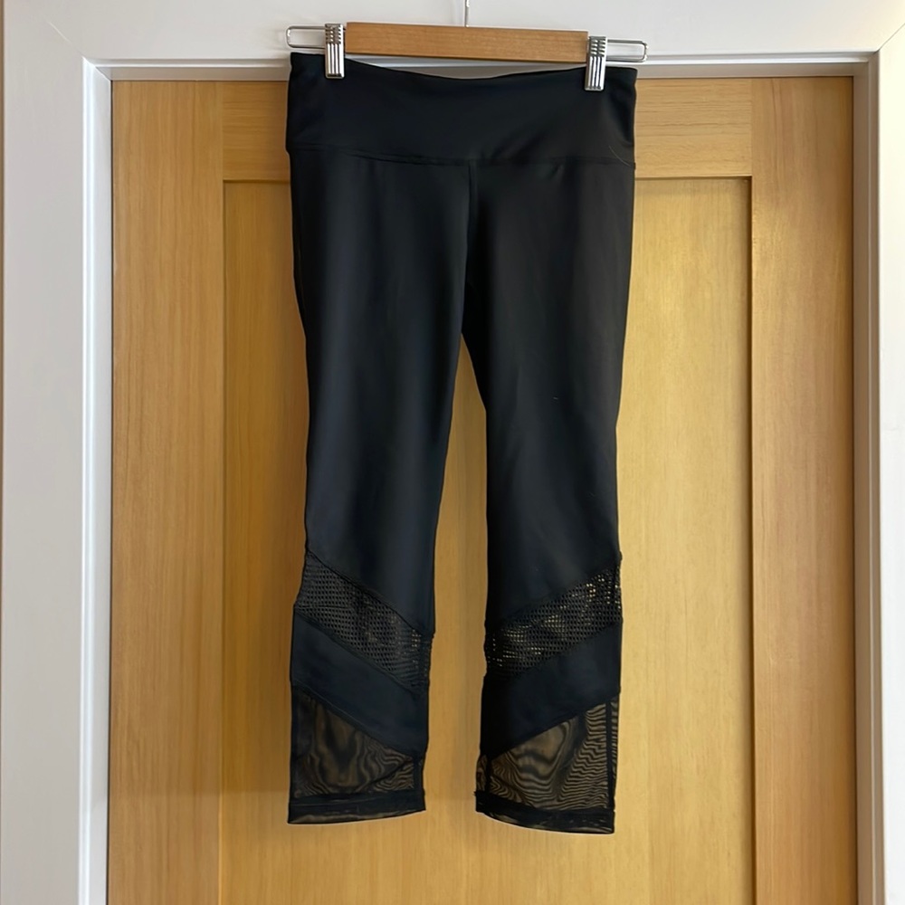 Black Capri Leggings